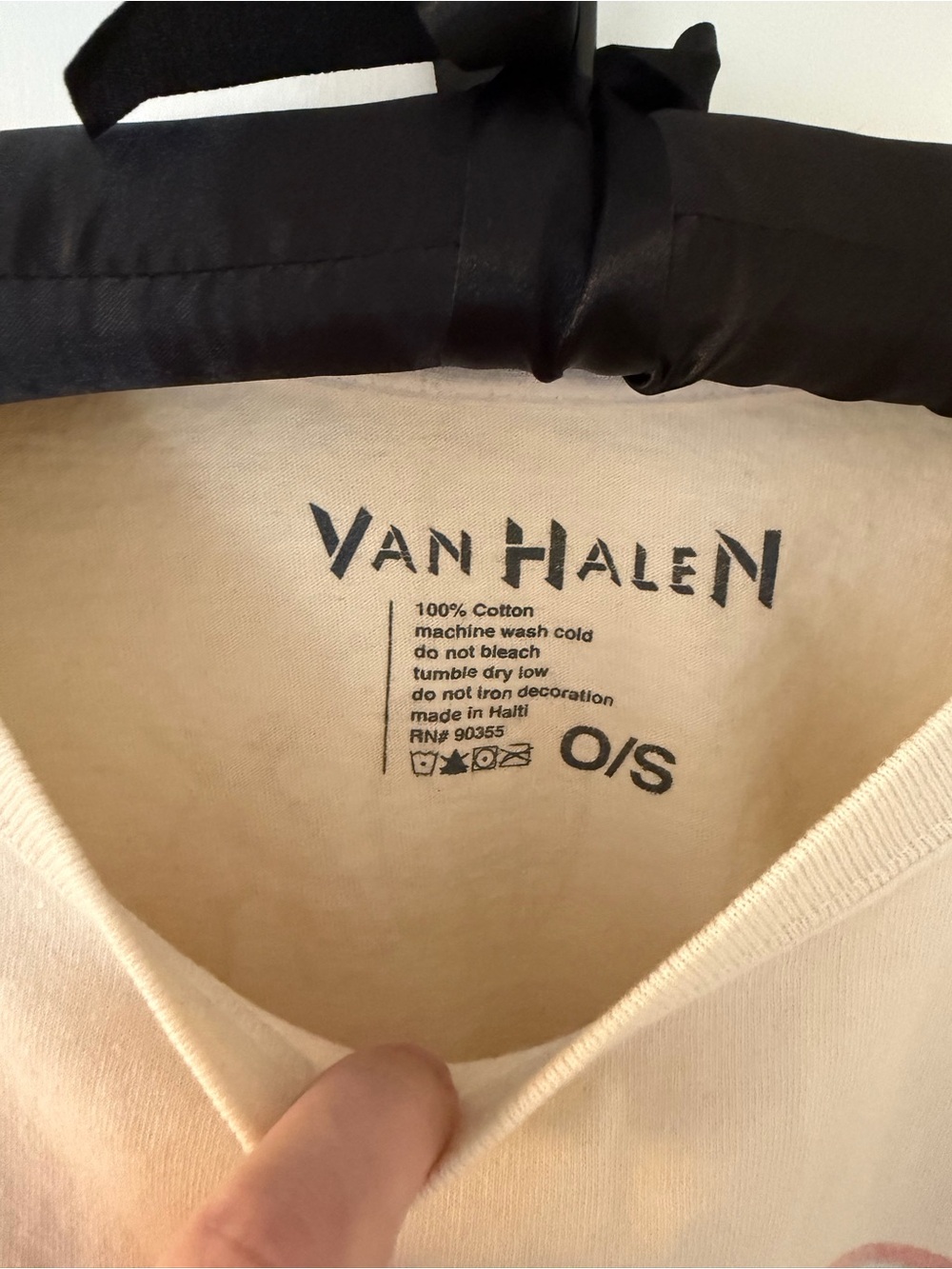 Brand New: Van Halen 'Tour of the World 1984' Graphic Tee - Cream - Picture 2 of 3